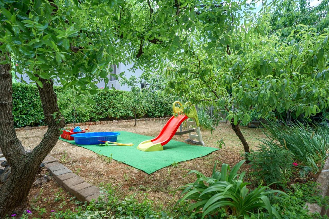 Family Petrov Apartments Водице Экстерьер фото