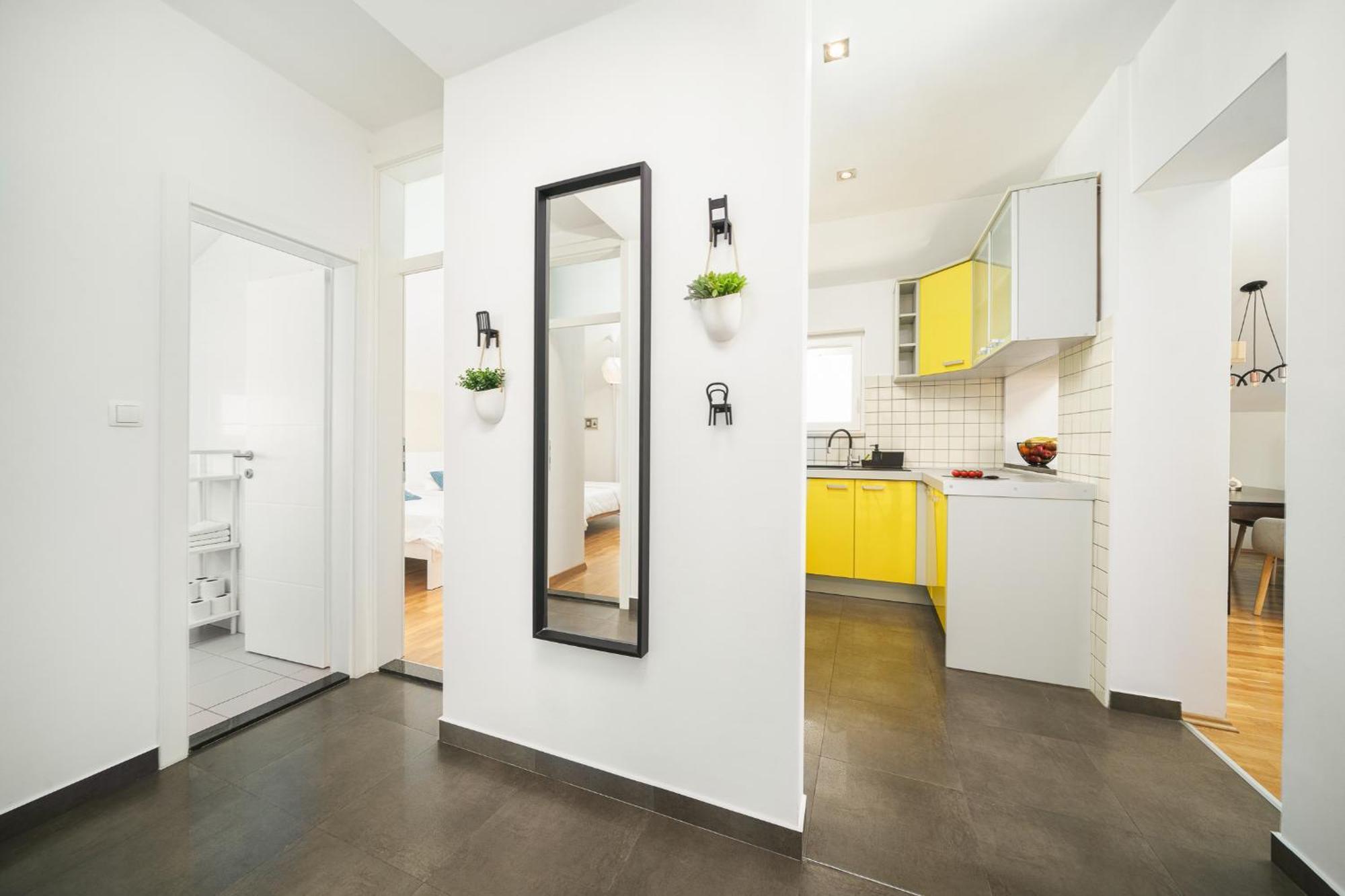 Family Petrov Apartments Водице Экстерьер фото
