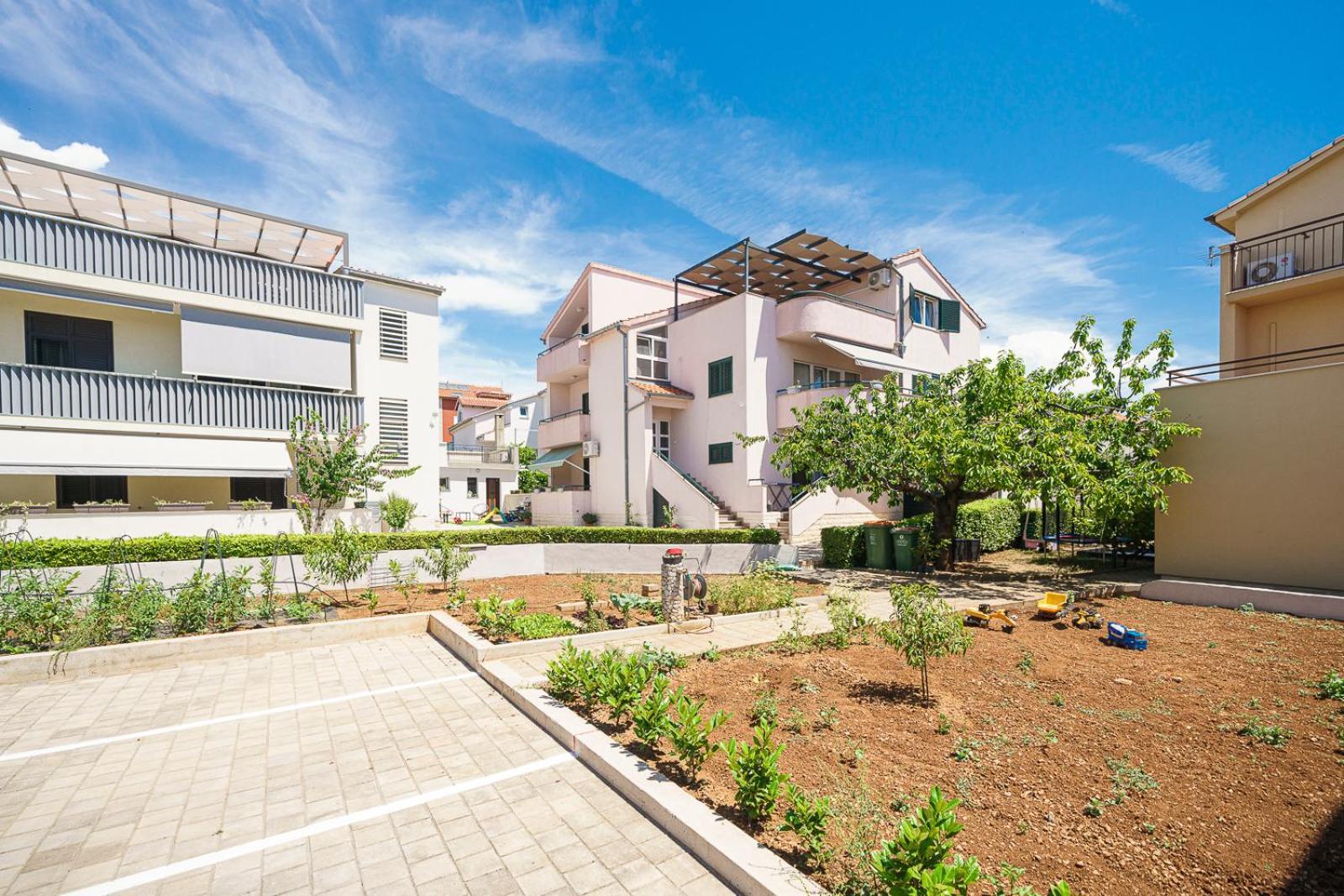 Family Petrov Apartments Водице Экстерьер фото
