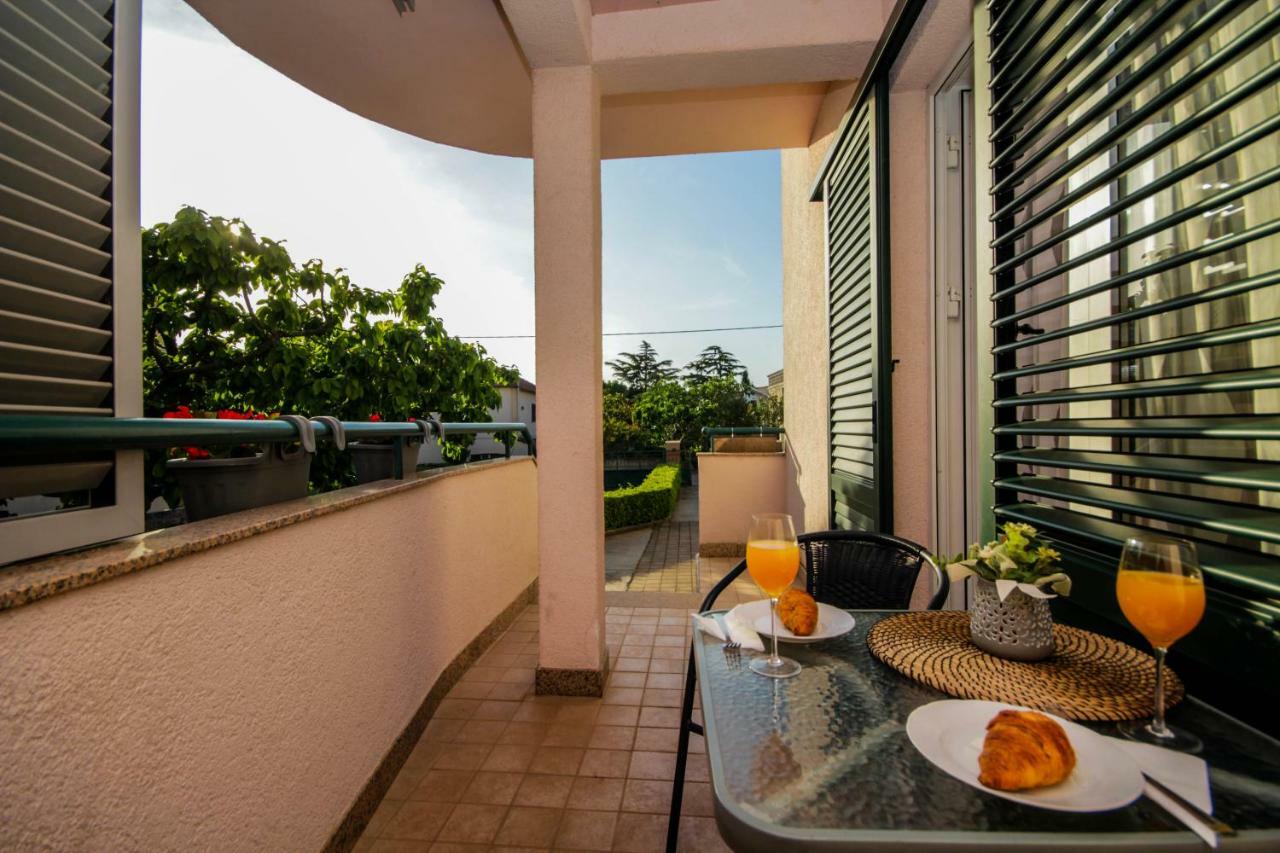 Family Petrov Apartments Водице Экстерьер фото
